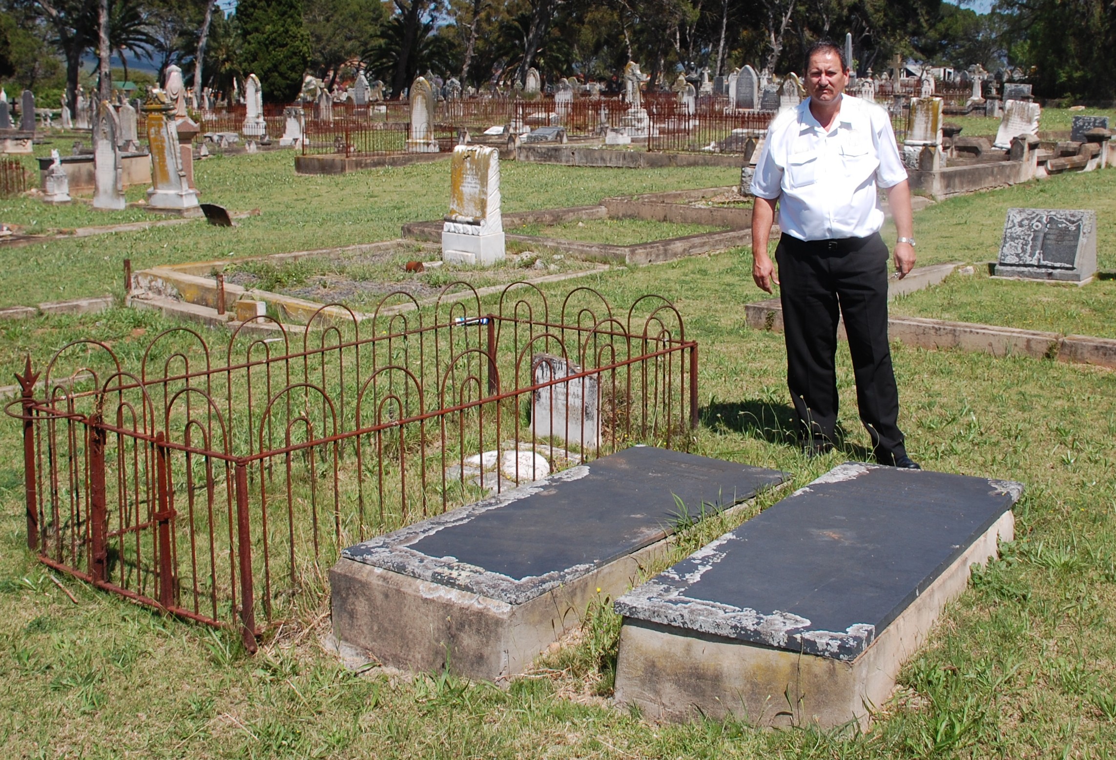 Rudman and Slater graves