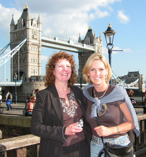 Jackie Cowie and Hellen Davis (nee Cowie)